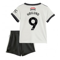 Maglia Calcio Manchester United Rasmus Hojlund #9 Terza Divisa Bambino 2024-25 Manica Corta (+ pantaloncini)